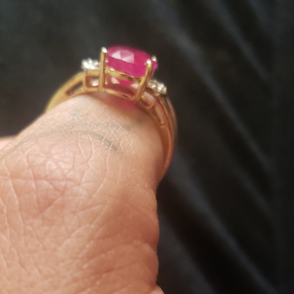 Ruby and Diamond Ring - Picture 3 of 4